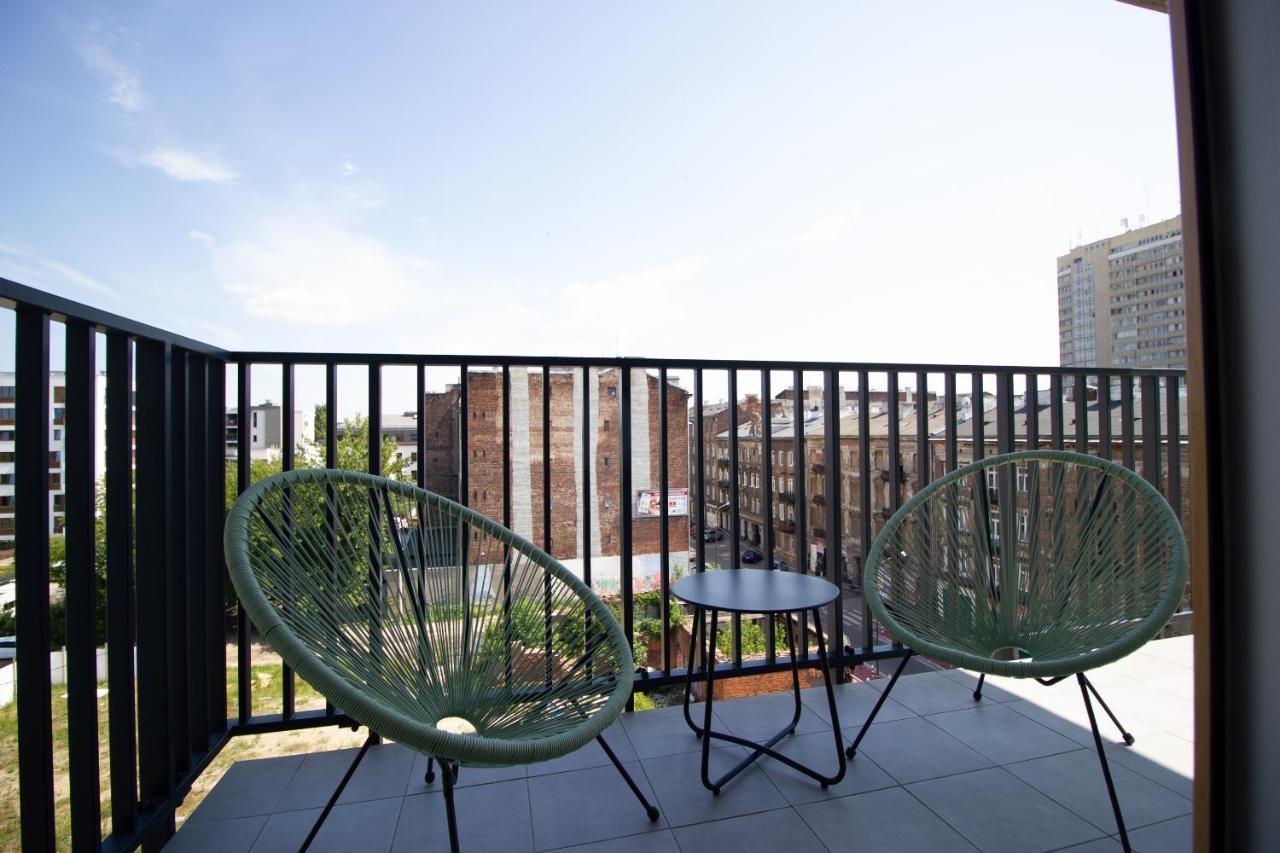 Patio Praga Metro Apartment Varsovia Exterior foto